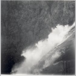 p049.jpg